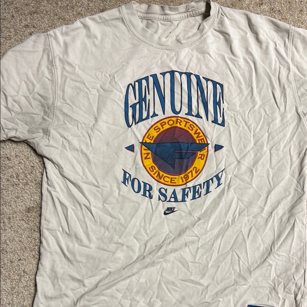 Nike Gray Short Sleeve Tee with Retro Graphic